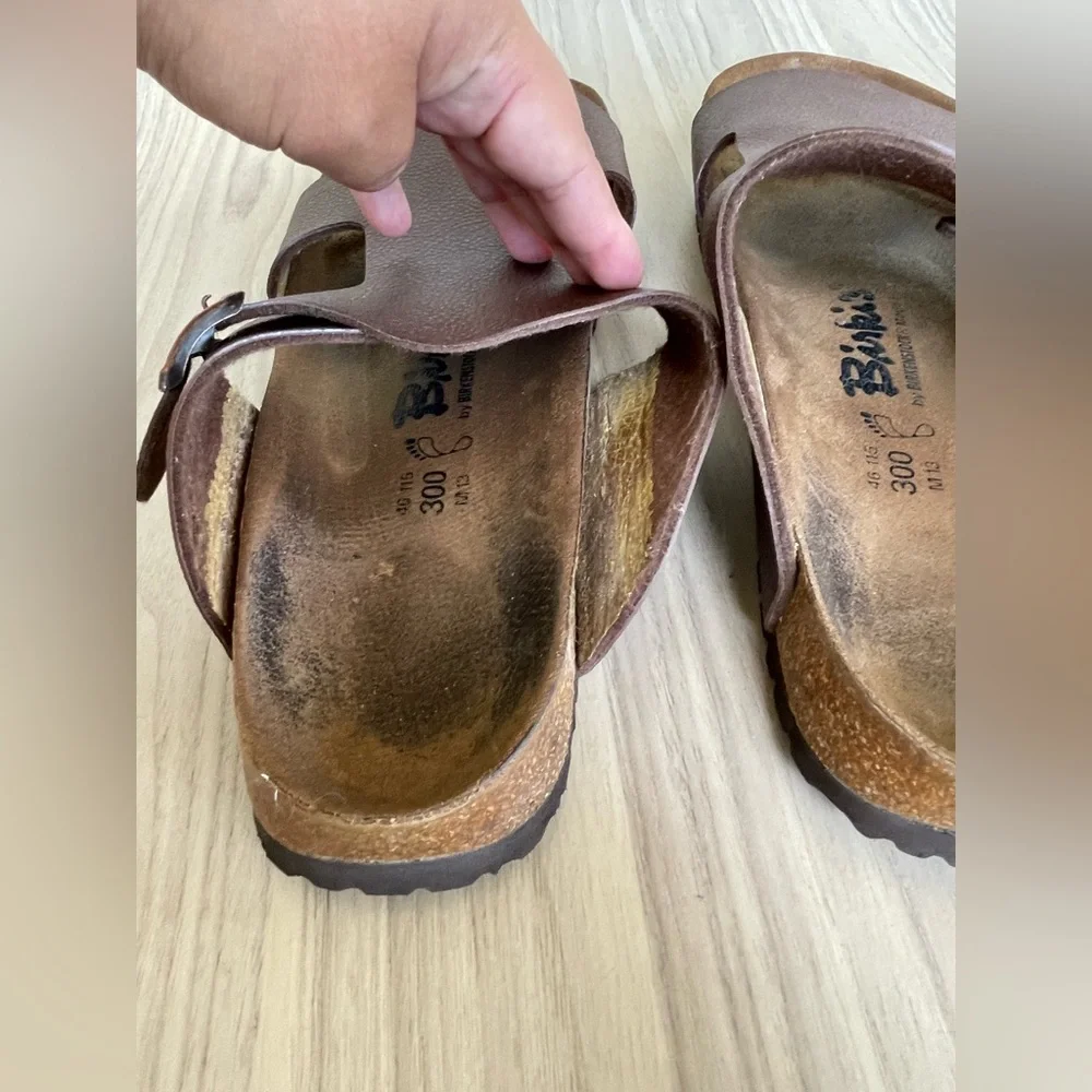 Birkis Men's Brown Leather Slide Sandals